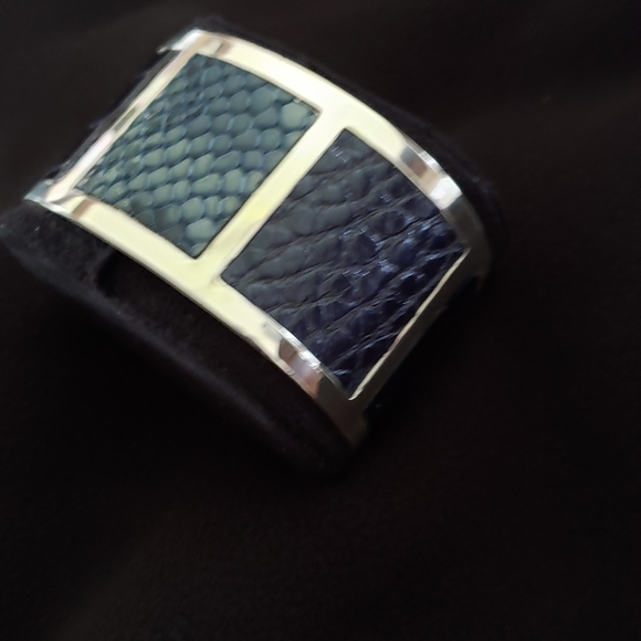 Brighton Silver Cuff - Picture 2 of 6